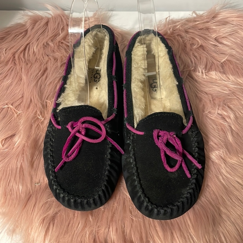 Ugg slippers authentic black size 4 USA 34